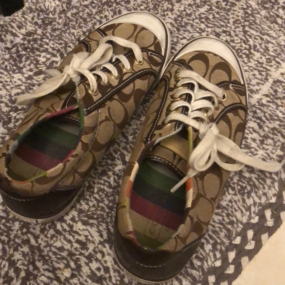 Women coach shoes